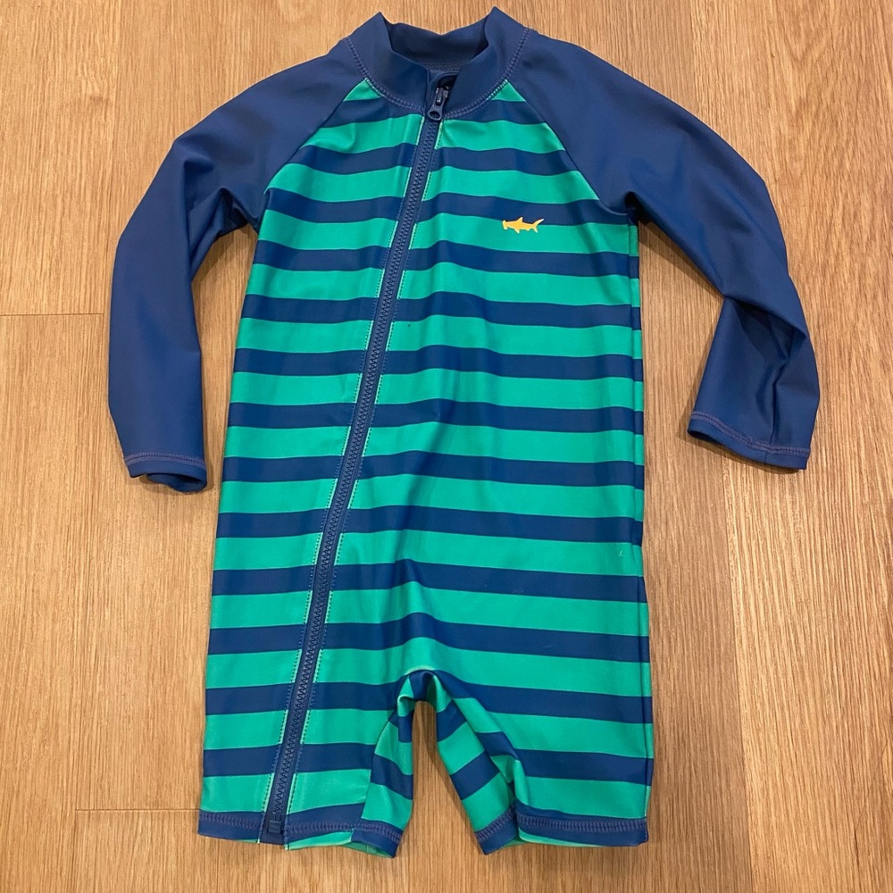 Carter’s Long Sleeve Rashguard - Picture 2 of 4